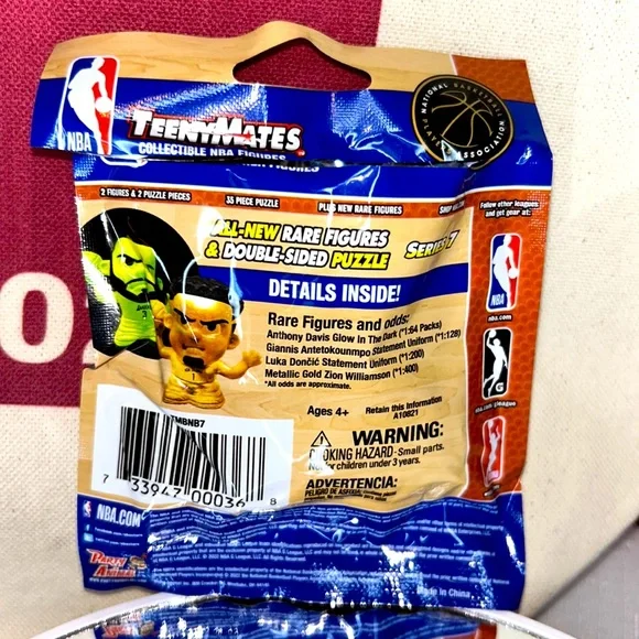 Teeny Mates NBA Figures Series 7 - Picture 2 of 7